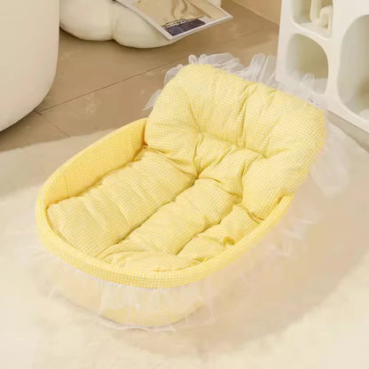 Lace-Trimmed Pet Princess Bed